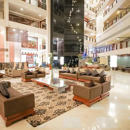 克拉里翁贝拉卡萨机场酒店
